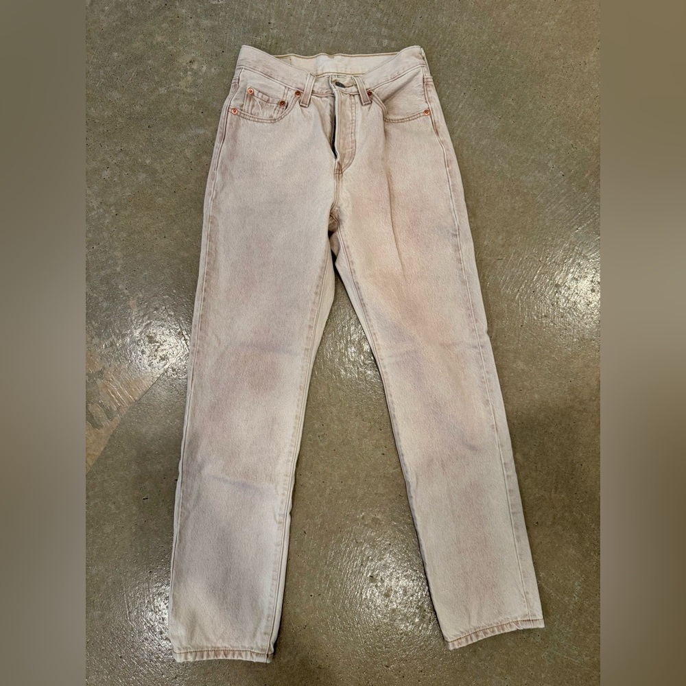 Signature by Levi Strauss Women's Beige Straight Leg Jeans